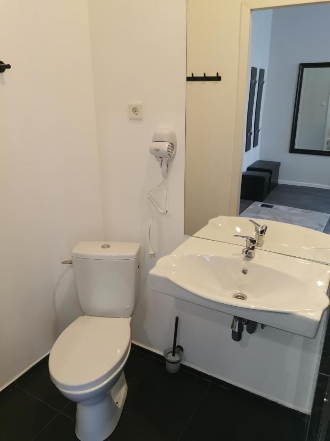 Central Hotel With Free Parking Ρίγα Εξωτερικό φωτογραφία
