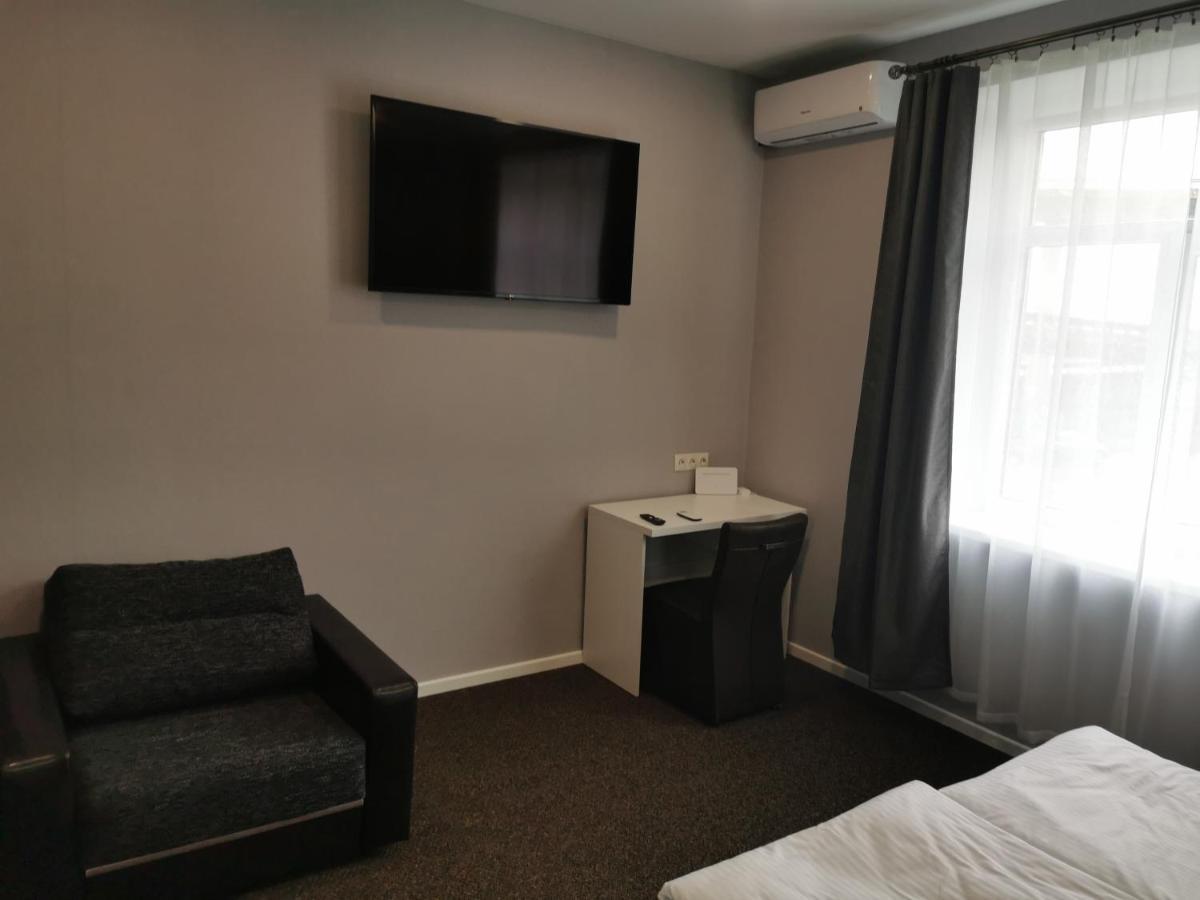 Central Hotel With Free Parking Ρίγα Εξωτερικό φωτογραφία