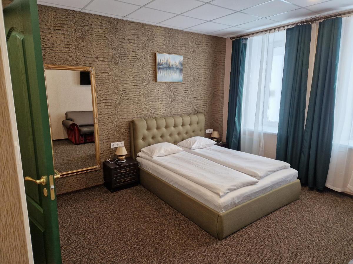 Central Hotel With Free Parking Ρίγα Εξωτερικό φωτογραφία
